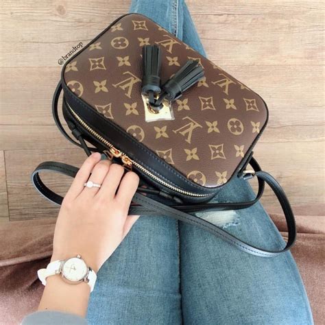 louis vuitton saintonge crossbody|LOUIS VUITTON SAINTONGE CROSSBODY BAG REVIEW.